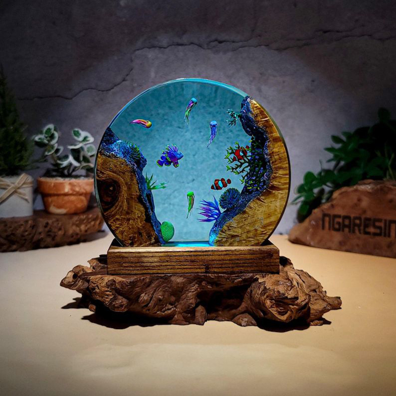 Aquarium & Marine Museum Universiti Malaysia Sabah Kota Kinabalu Sabah Photos - مصباح طاولة من الراتنج بتصميم حيوانات